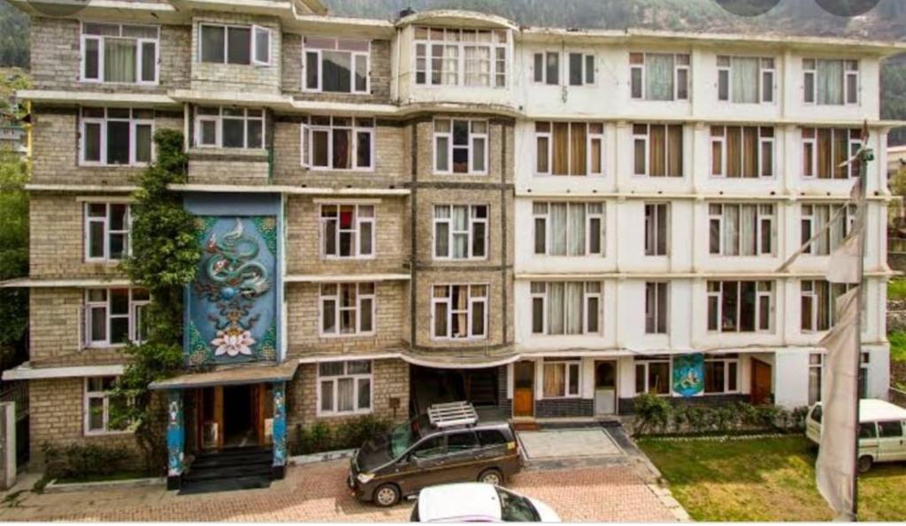 Hotel Shambhala Resort Manali