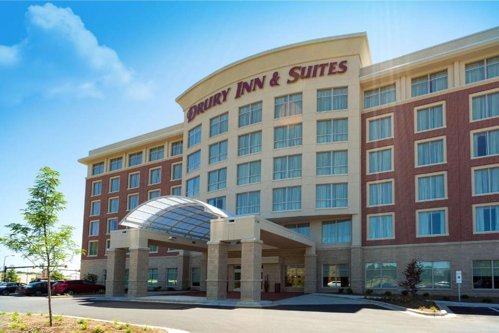 Drury Inn & Suites Burlington