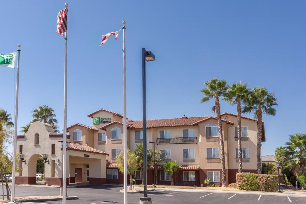 Holiday Inn Express Hotel & Suites Manteca, an IHG Hotel