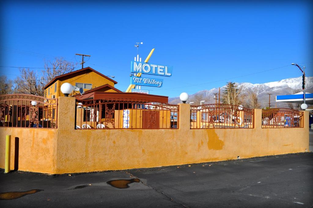 Mount Whitney Motel